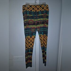 LuLaRoe Tall & Curvy Multicolor Geometric Leggings